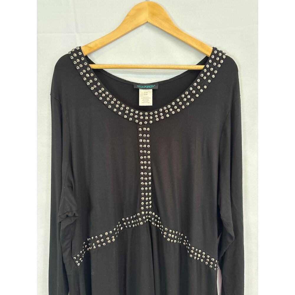 Women’s Ulla Popken Size 20/22 Black Long Sleeve Dress with Silver Hardware.